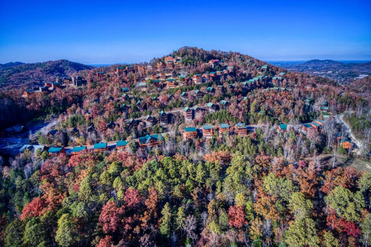 Holly Berry Villa Pigeon Forge Exterior photo